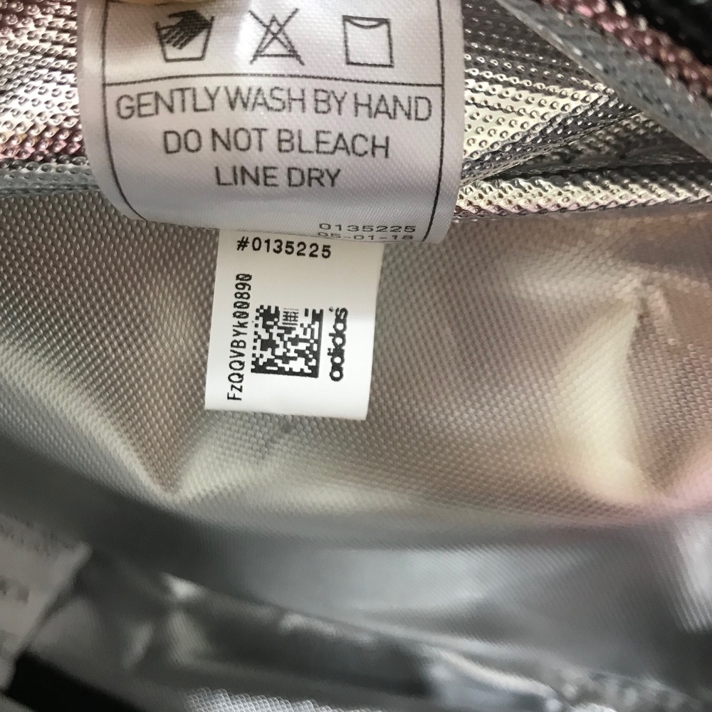 Adidas Originals Santiago Trefoil Black Lunch Bag - Picture 8 of 8